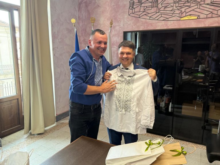camicia due sindaci